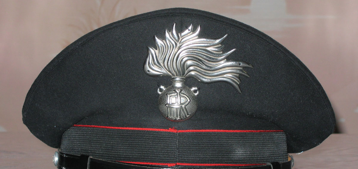 ARMI IN AUTO EVITIAMO DI ESSERE COGLIONI Caccia In Fiera ARMI IN AUTO EVITIAMO DI ESSERE COGLIONI Caccia In Fiera