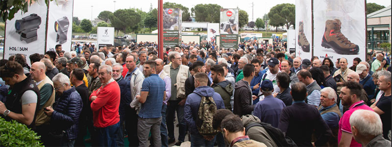 Caccia Villge successo cacciatori raniero testa